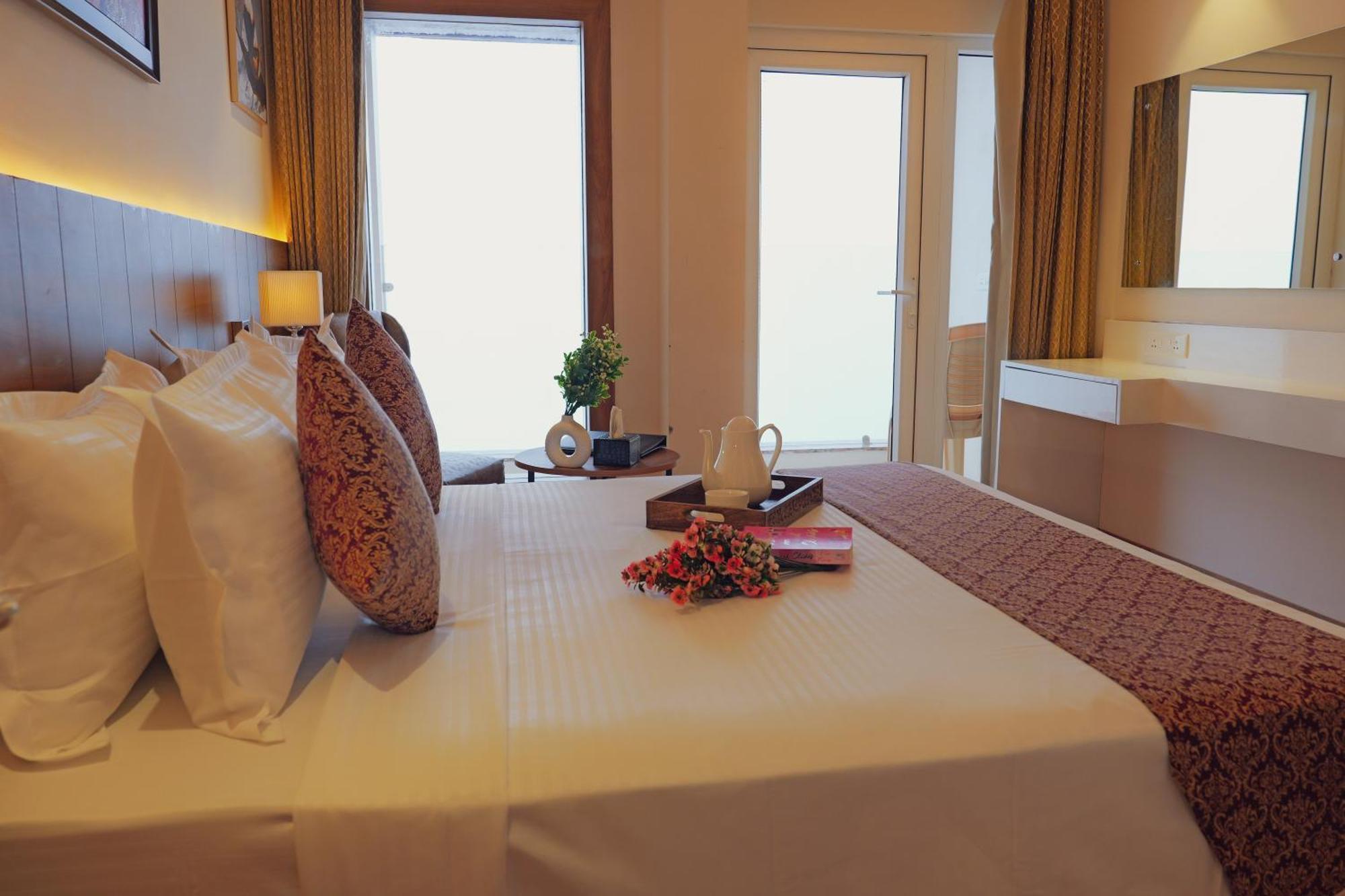 The Novello By Evergreen Mussoorie Exterior photo